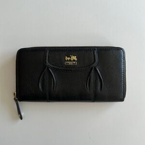COACH all-around zip wallet (black)